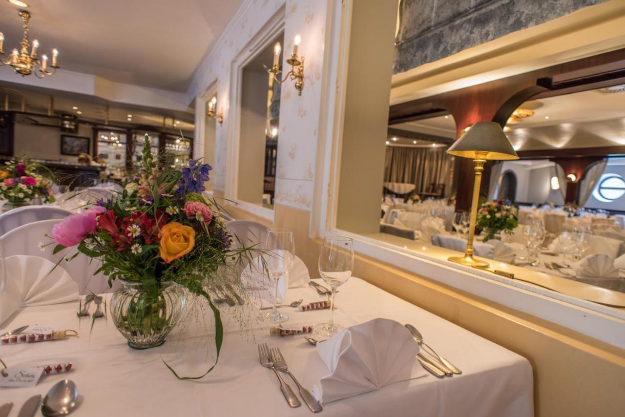 Basthorst  Landhaus Hamester - Hotel & Restaurant מראה חיצוני תמונה