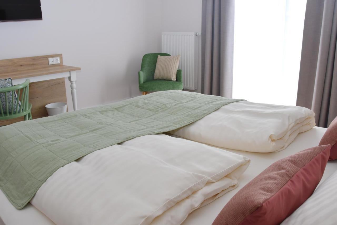 Basthorst  Landhaus Hamester - Hotel & Restaurant מראה חיצוני תמונה