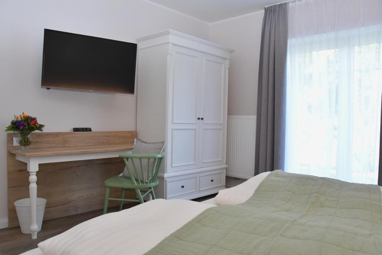 Basthorst  Landhaus Hamester - Hotel & Restaurant מראה חיצוני תמונה